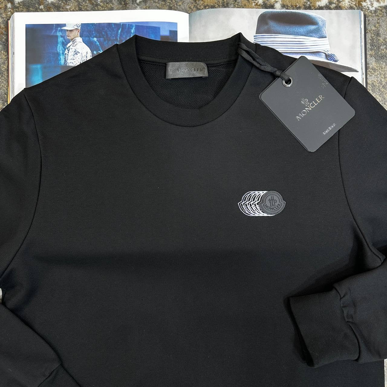 MNCLR JUMPER - BLACK