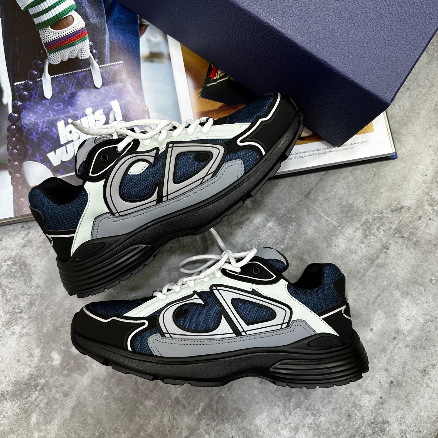 B30 TRAINER - BLUE - BLACK