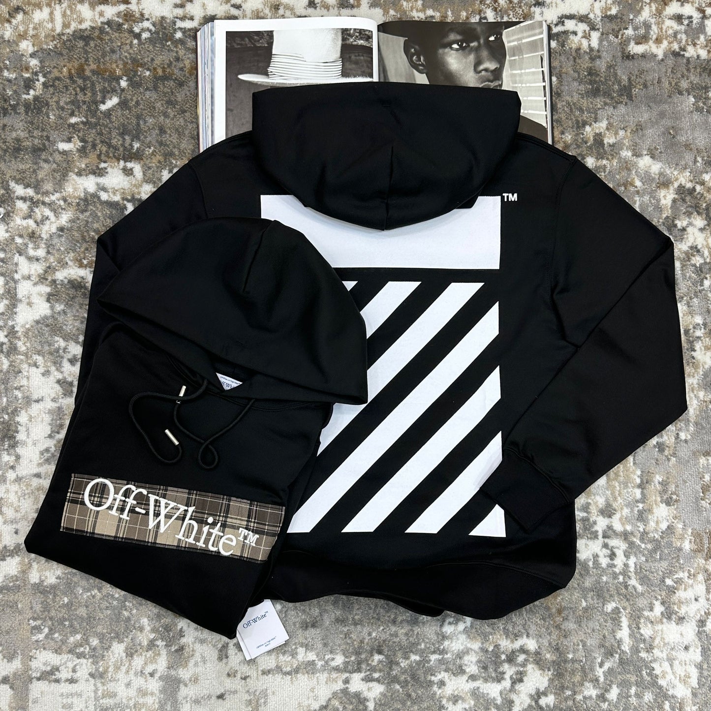 OW HOODIE - BLACK