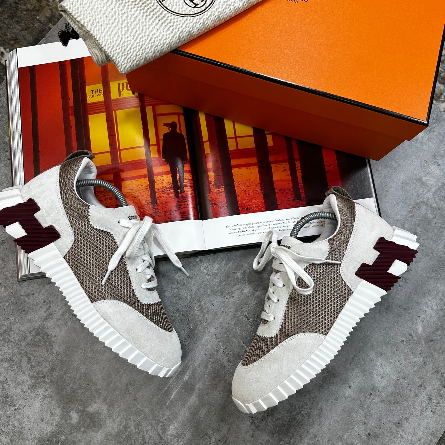 H - TRAINER - WHITE - BWOWN