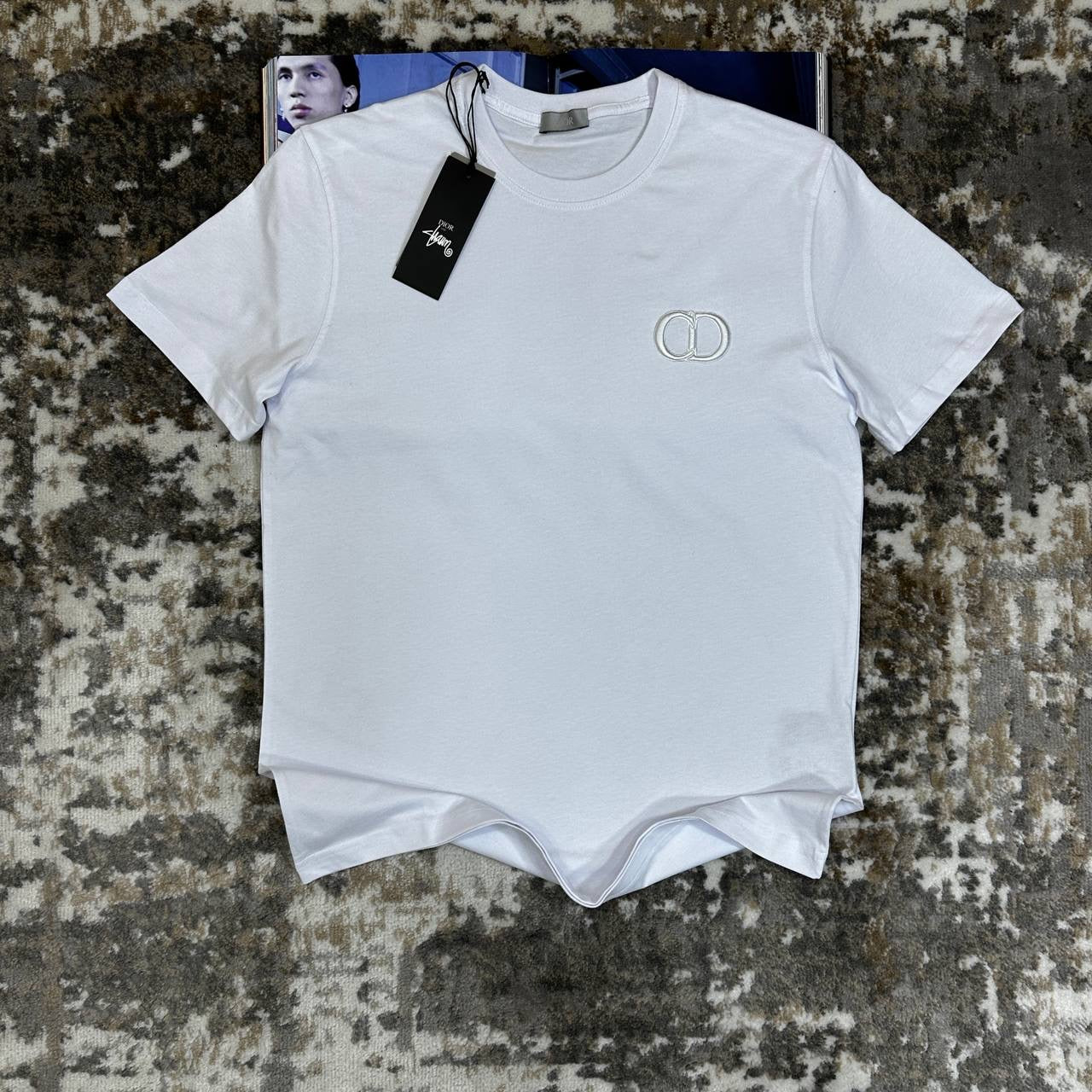 Premium feel, casual vibe.