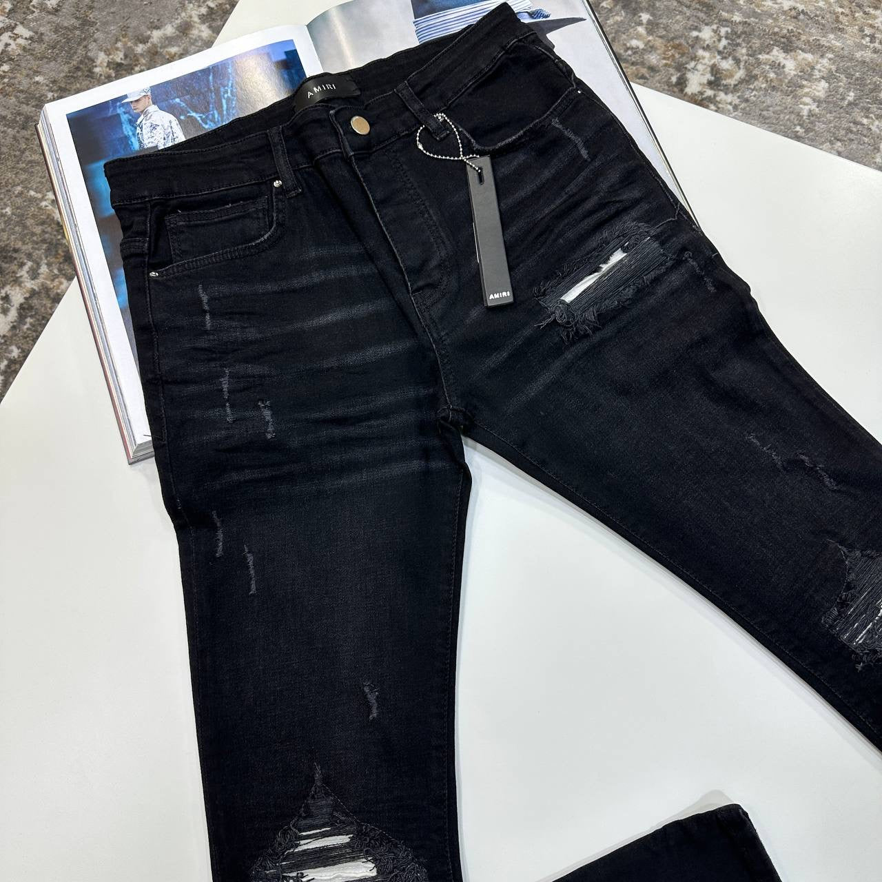 AMRI JEANS -BLACK