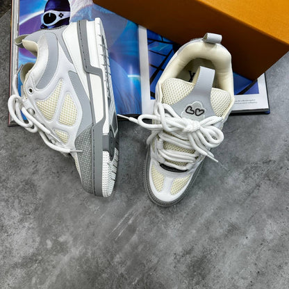 Premium feel, casual vibe.