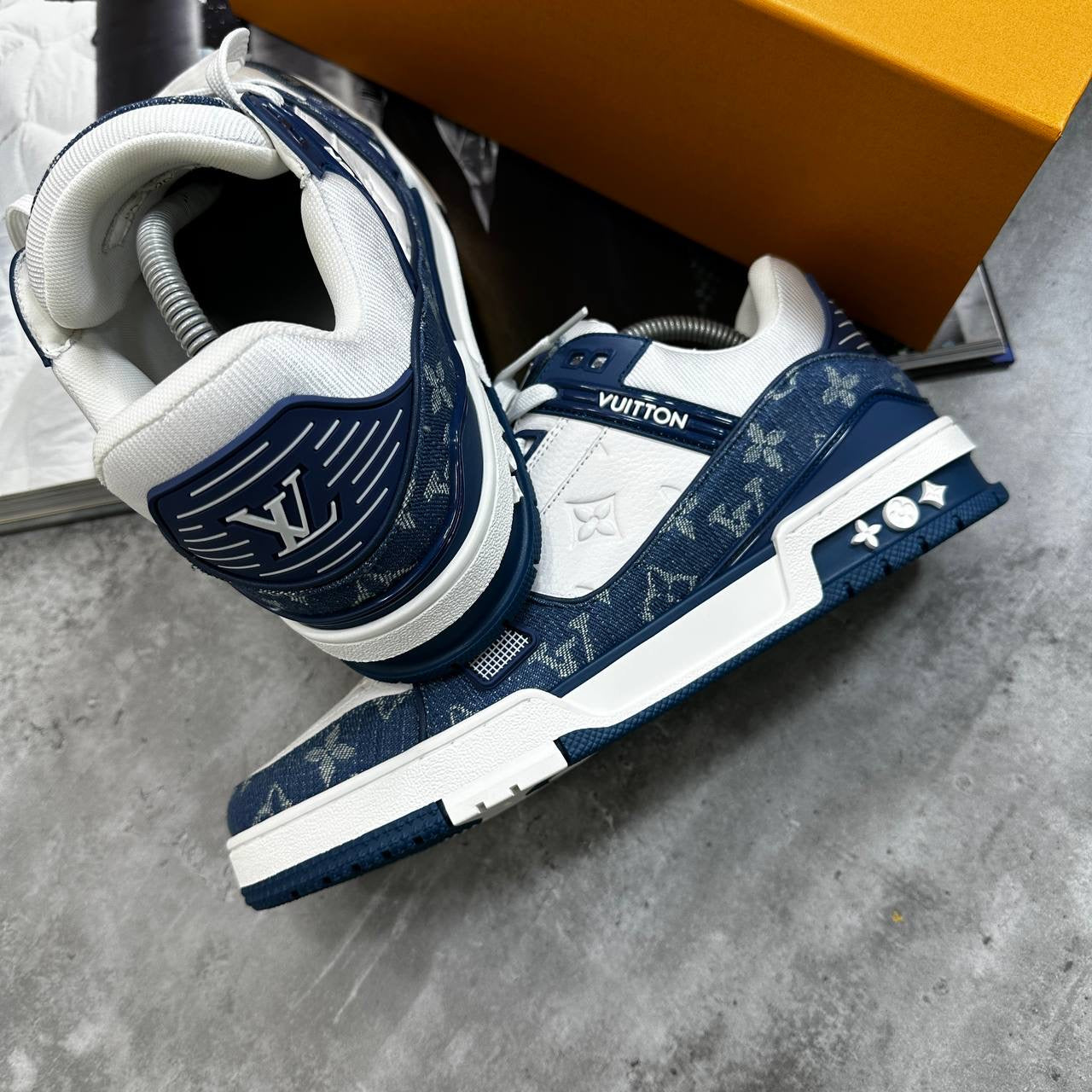 Premium feel, casual vibe.