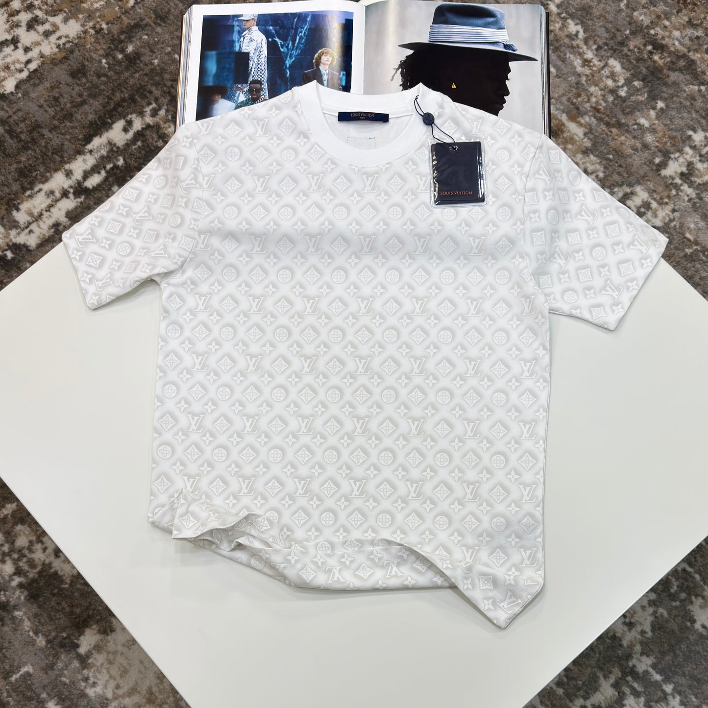LV T-SHIRT -WHITE
