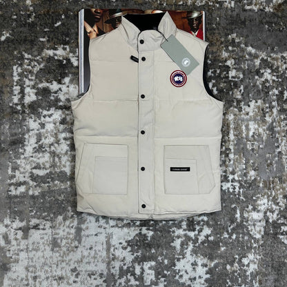 Premium feel, casual vibe.