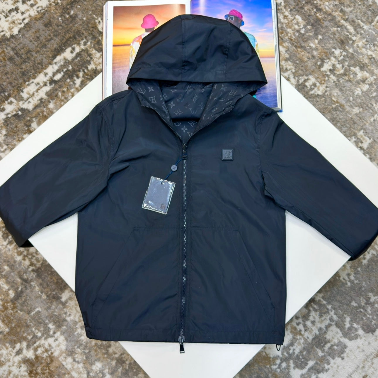 LVE -REVERSE-ABLE JACKET -NAVY