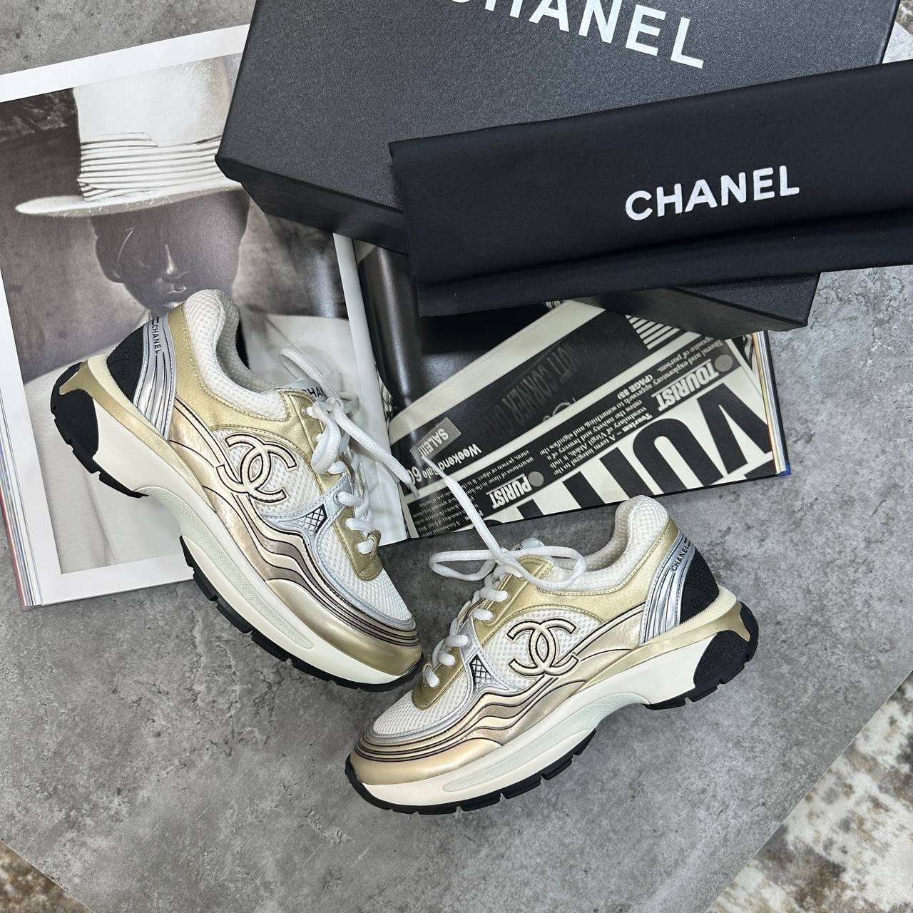 CHNEL LADIES TRAINER - GOLDEN -WHITE