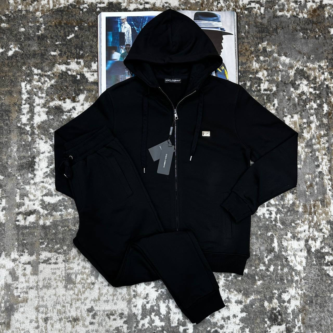 DG  TRACKSUIT - BLACK