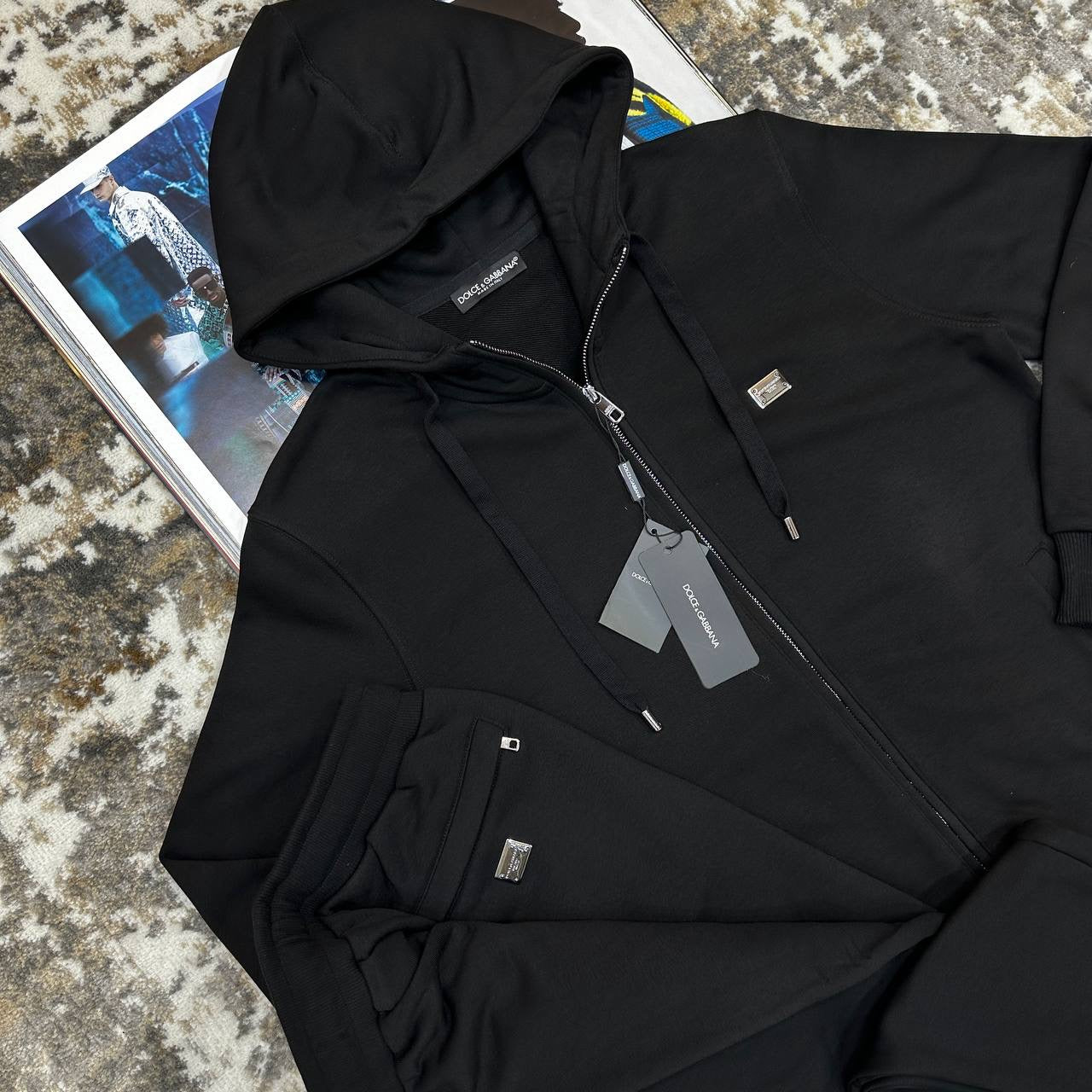 DG  TRACKSUIT - BLACK