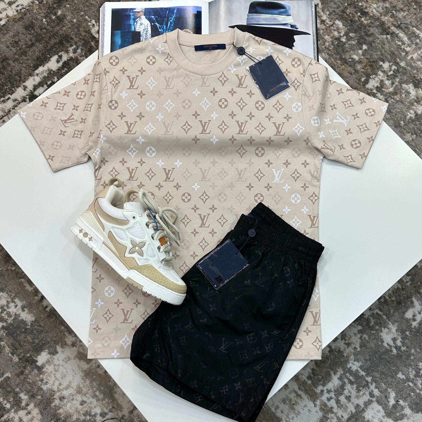 LVE  T-SHIRT - BEIGE