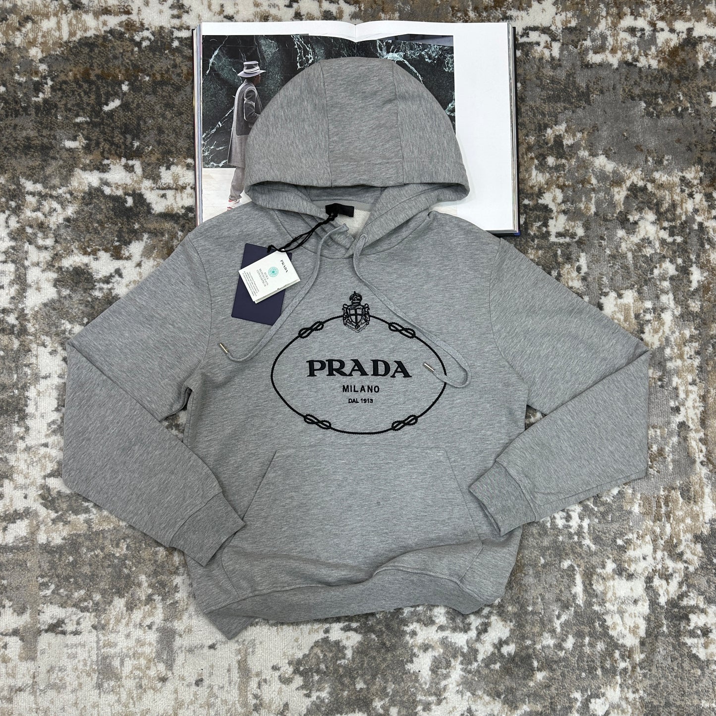 PDA HOODIE - GRAY