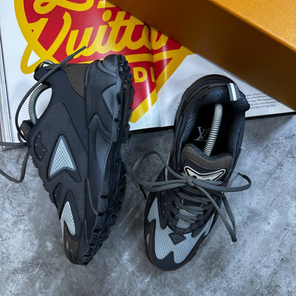 LVE- TRAINER - BLACK - GREY