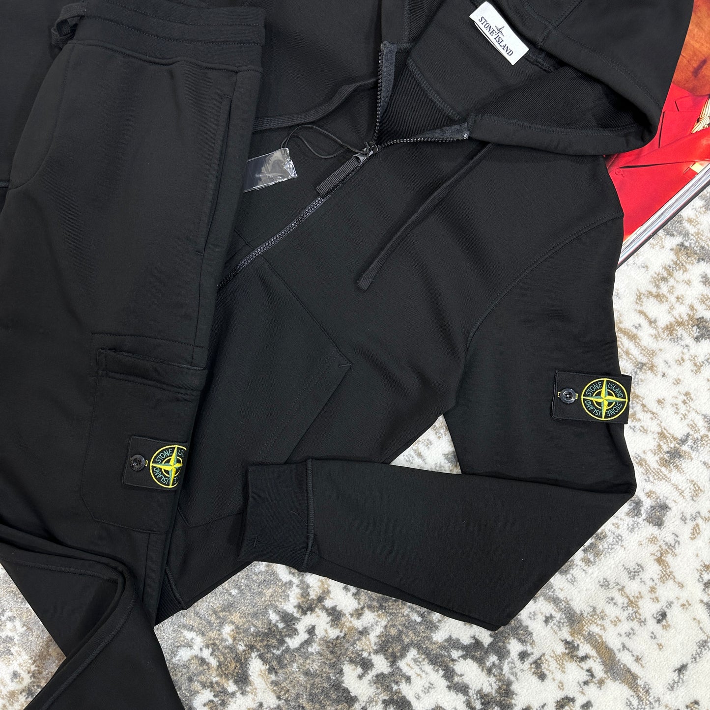 STNE CARGO TRACKSUIT BLACK