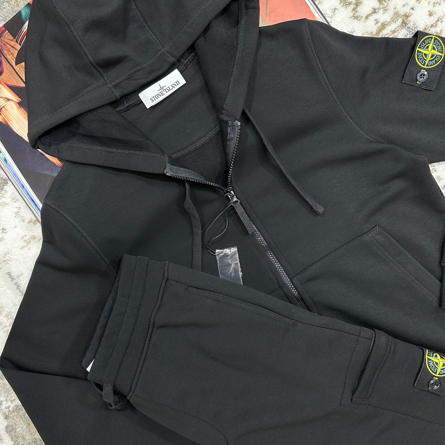 STNE CARGO TRACKSUIT BLACK