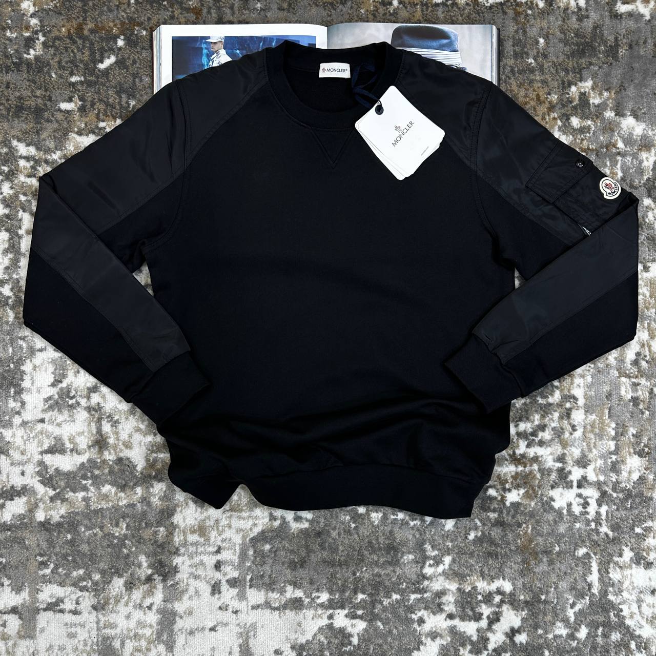 MNCLR JUMPER - BLACK