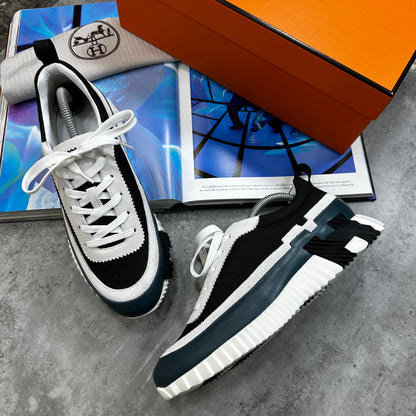 H - TRAINER - BLACK - BLUE