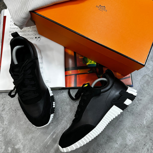 H - TRAINER - BLACK - WHITE